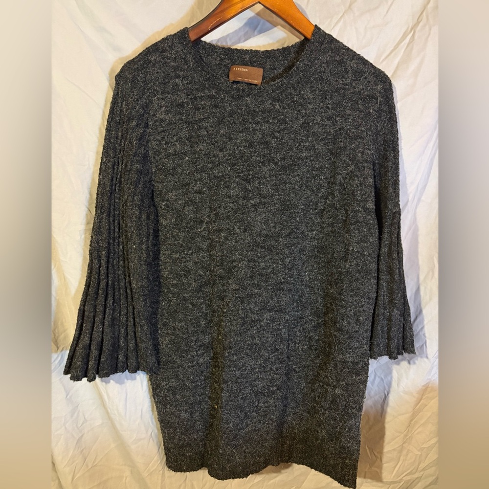 Karissa Wool Gray Sweater with Pleated Flared Sleeves